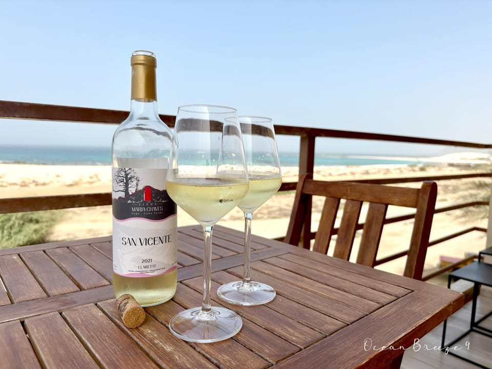 Day, Natural landscape, View (from property/room), Balcony/Terrace, Food and drinks, Dining area, Sea view, Alcoholic drinks