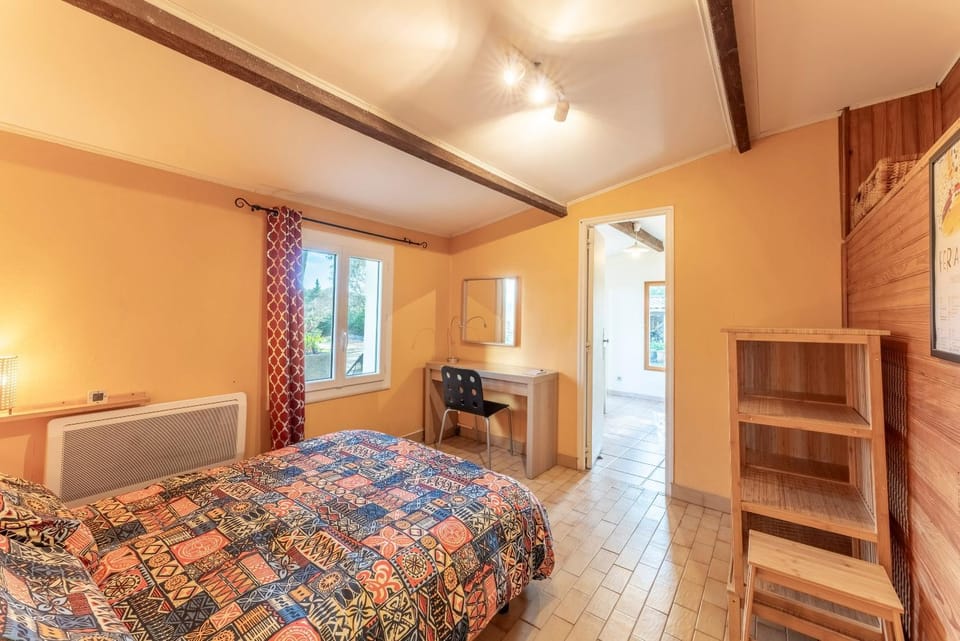 Property building, Living room, Bedroom