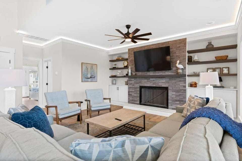 Waters Edge House in Ocean Isle Beach