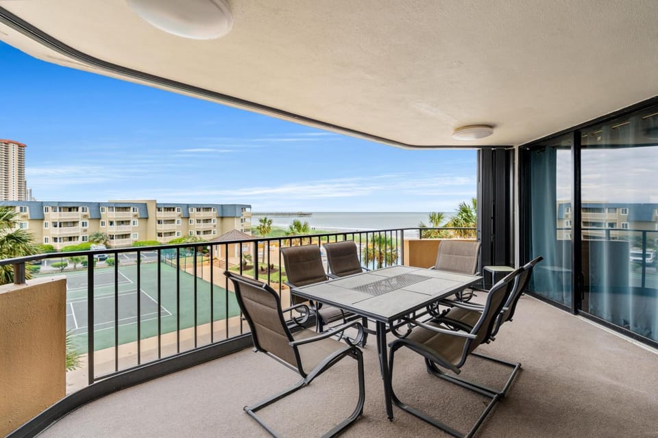 Maisons-Sur-Mer 110 - Ocean View - Shore Drive House in South Carolina
