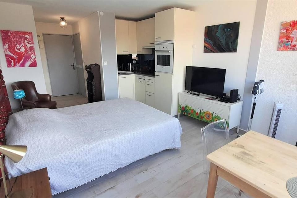 Studio 320, Port Vénus au Village naturiste Apartment in Agde
