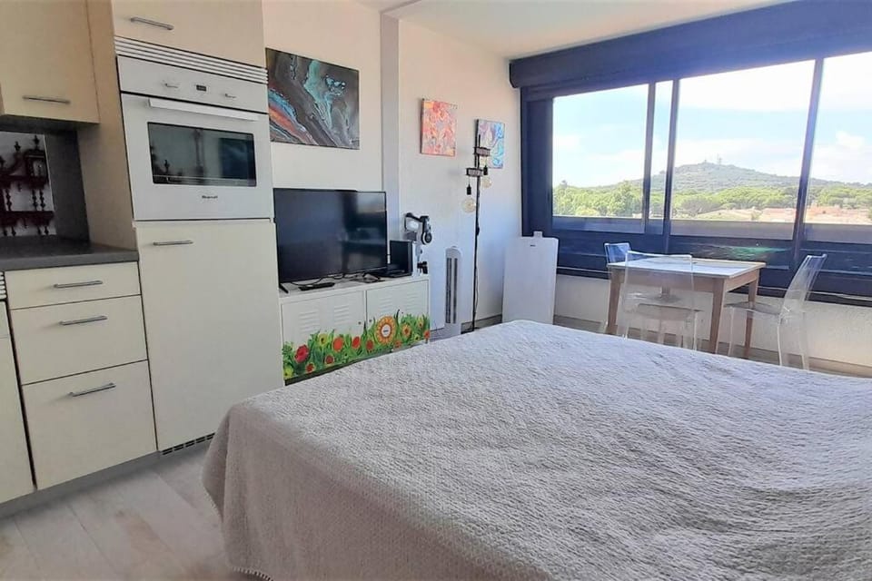 Studio 320, Port Vénus au Village naturiste Apartment in Agde