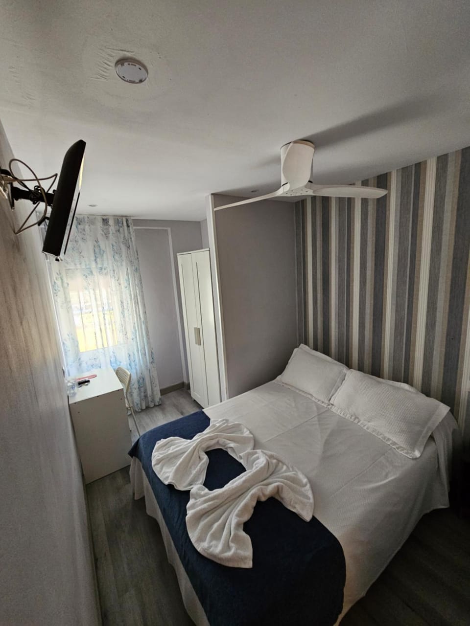 HOSTAL FONCALADA Bed and Breakfast in Oviedo