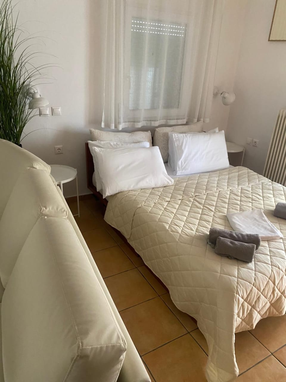Nr1 White appartment w Luxury BA between Train St. and DT Apartment in Peloponnese, Western Greece and the Ionian