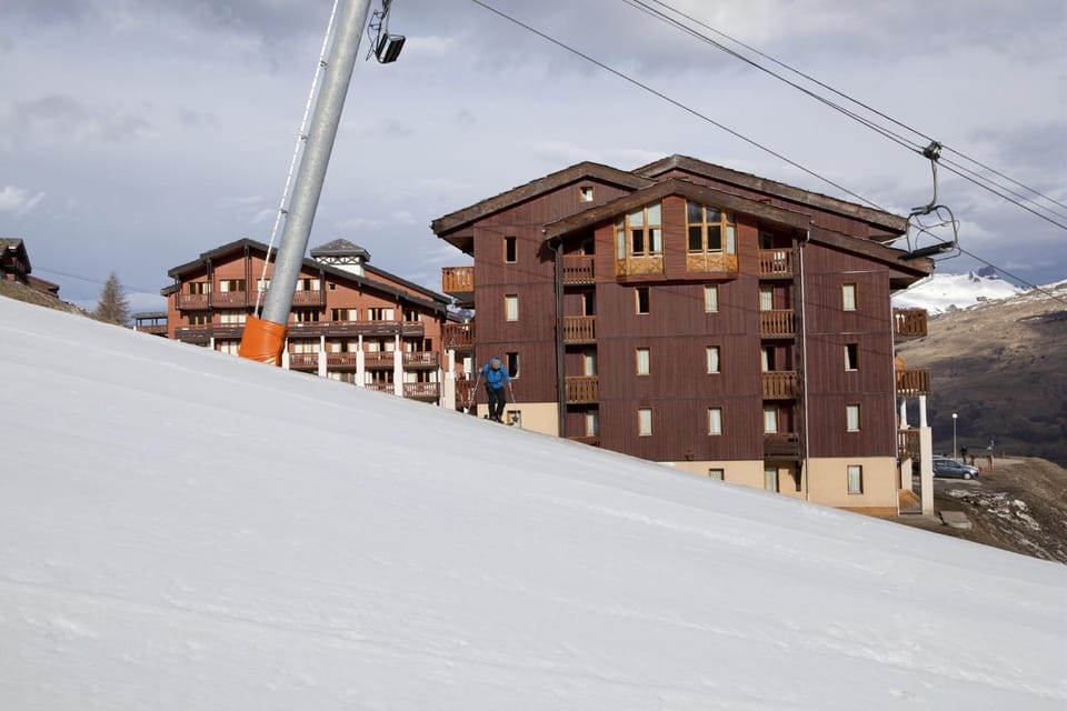 Skiing