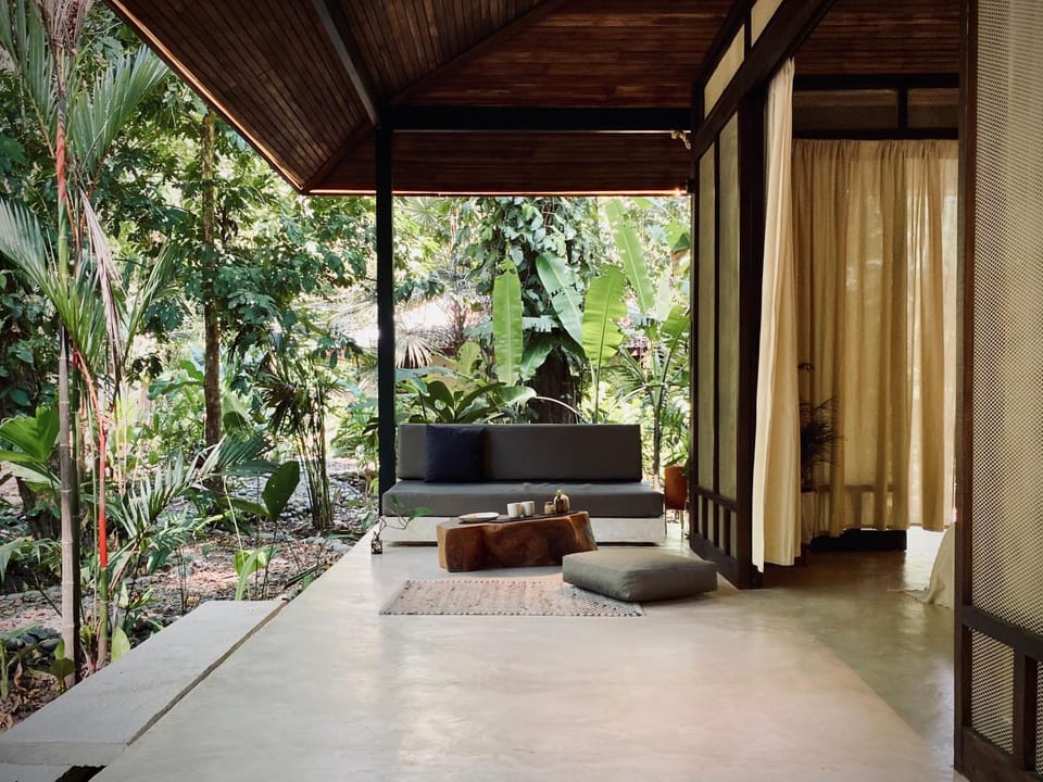 Off site, Natural landscape, Balcony/Terrace, Seating area