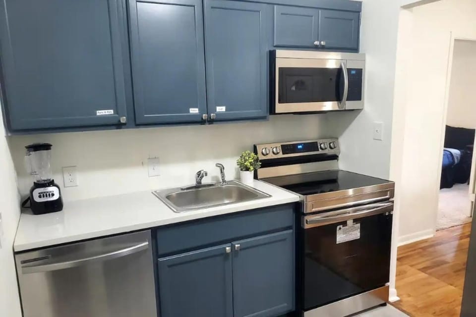 Comfortable Home Near Downtown & AT&T Center House in San Antonio