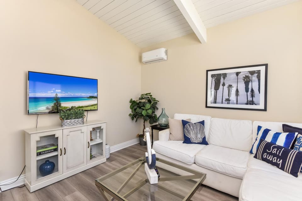 2 Bedroom in BACK of our BEACHFRONT Home House in Balboa Peninsula