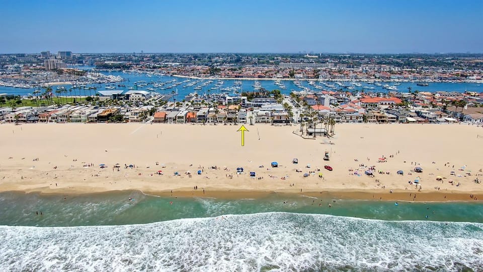 2 Bedroom in BACK of our BEACHFRONT Home House in Balboa Peninsula