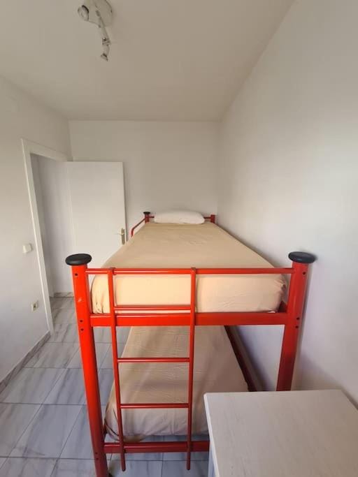 Nice beachside 2-BD apt near Barcelona Apartment in Baix Penedès