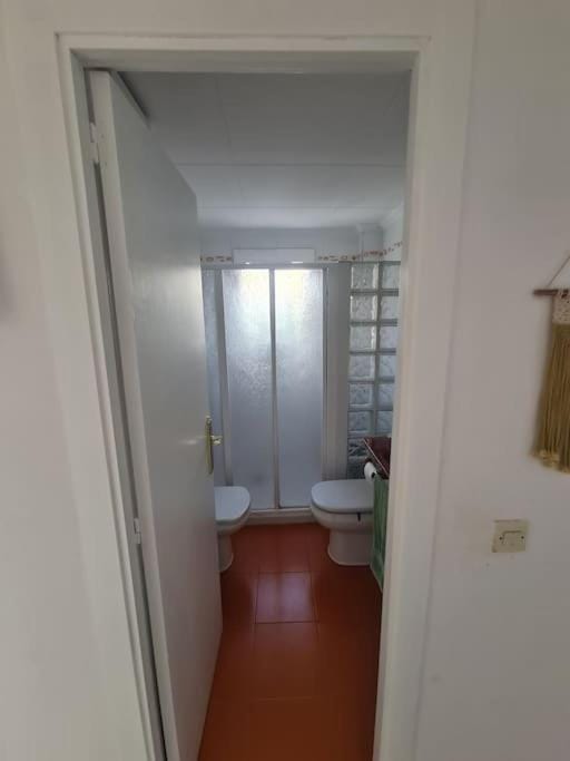 Nice beachside 2-BD apt near Barcelona Apartment in Baix Penedès