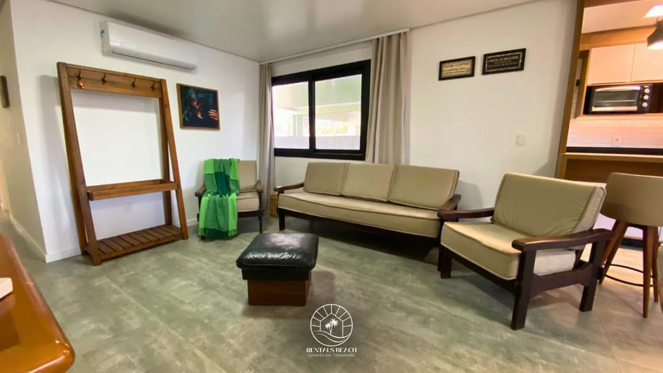 Living room, air conditioner