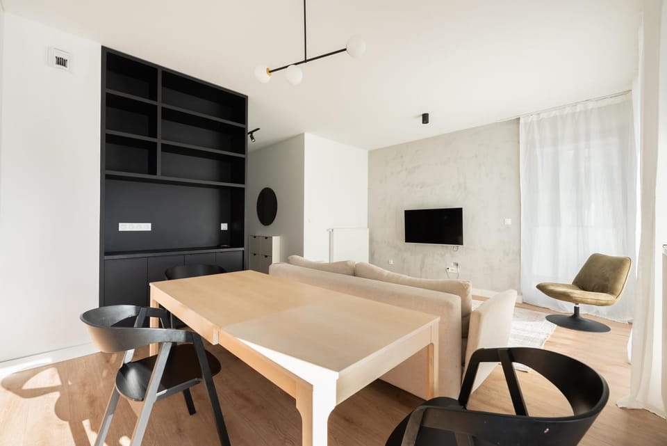 TV and multimedia, Living room, Seating area, Dining area, hair dresser