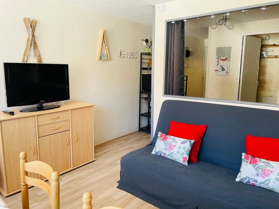 Studio pied de pistes Tour de la Biche Apartment in Besse-et-Saint-Anastaise