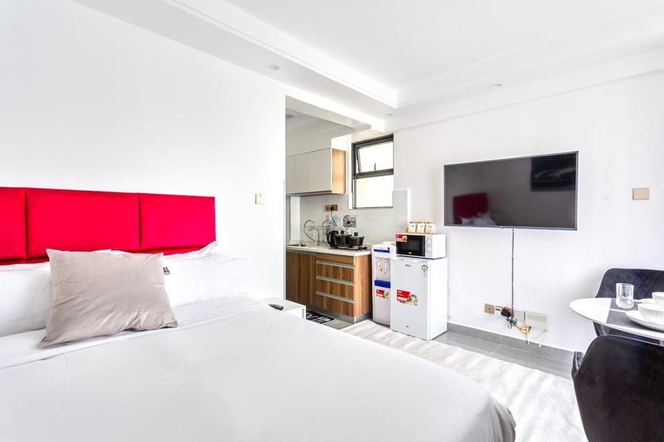 Casa Inikas -Petite Luxury Studio Valley Heights Apartment in Nairobi