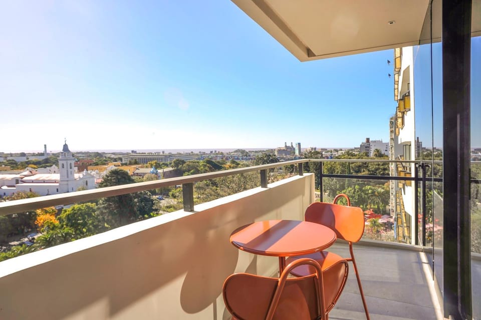 Balcony/Terrace, Dining area, City view