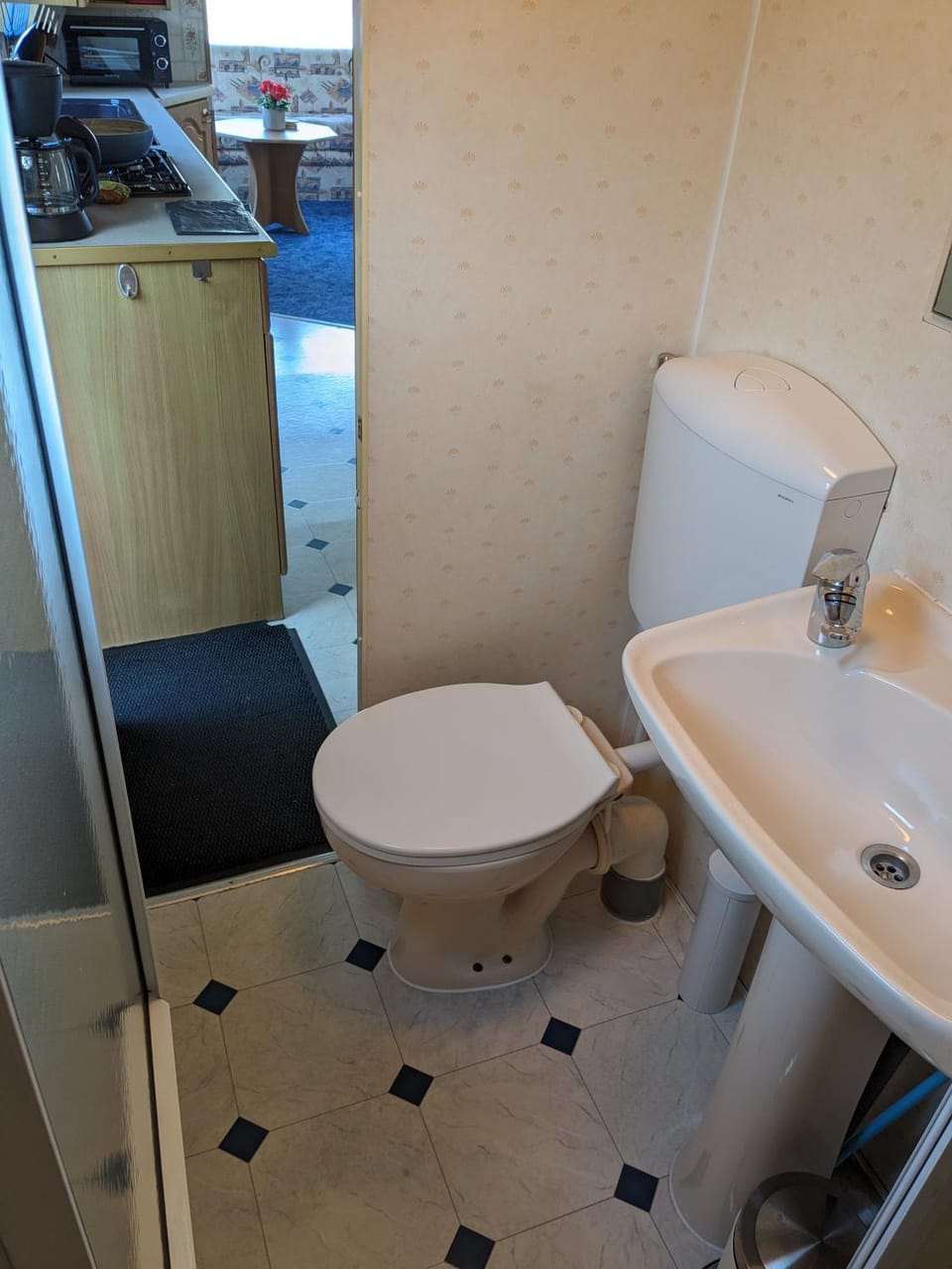 Toilet, Bathroom