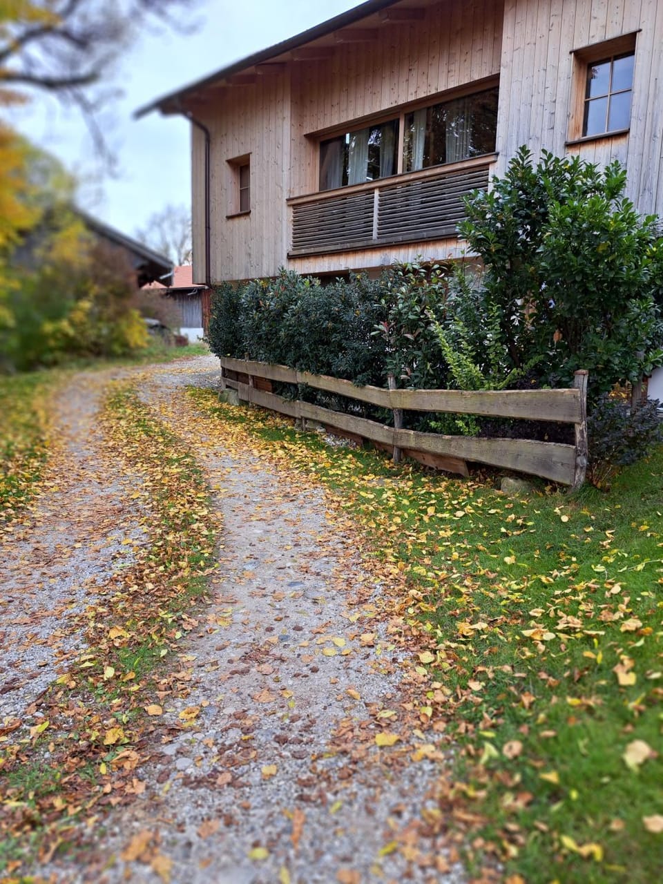 Property building, Balcony/Terrace, Autumn