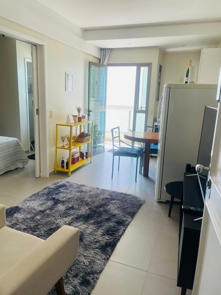 TV and multimedia, Kitchen or kitchenette, Living room, Seating area, hair dresser