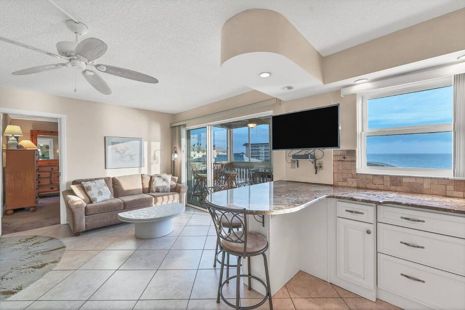San Marco 5th Floor with Private Beach House in Venice