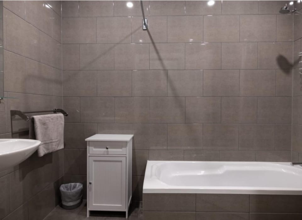 Shower, Bathroom, Bath