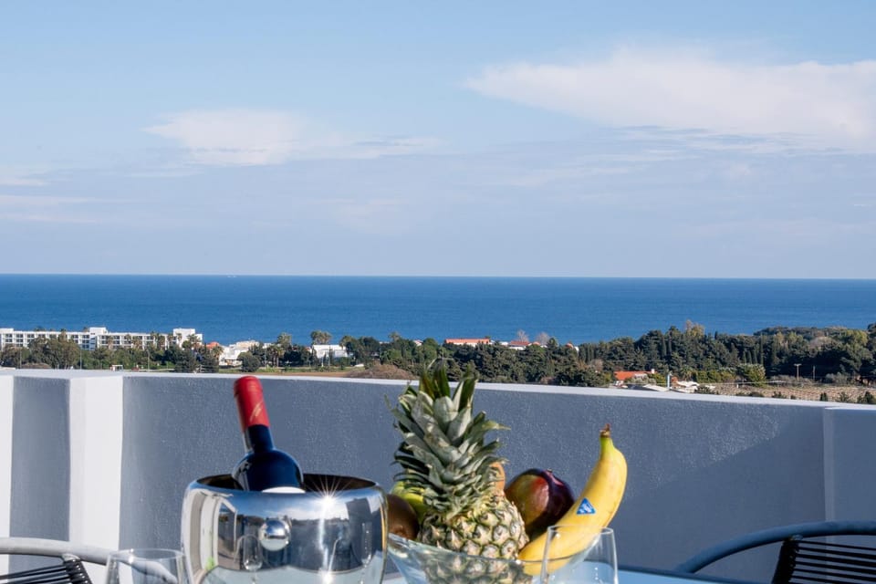 Day, View (from property/room), Balcony/Terrace, Balcony/Terrace, Sea view