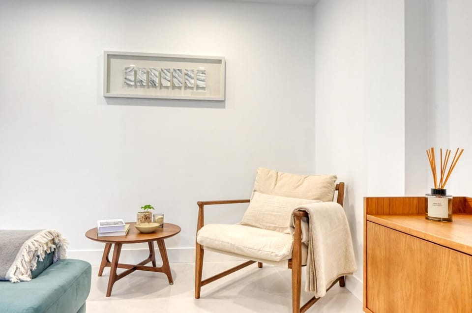 Communal lounge/ TV room, Living room