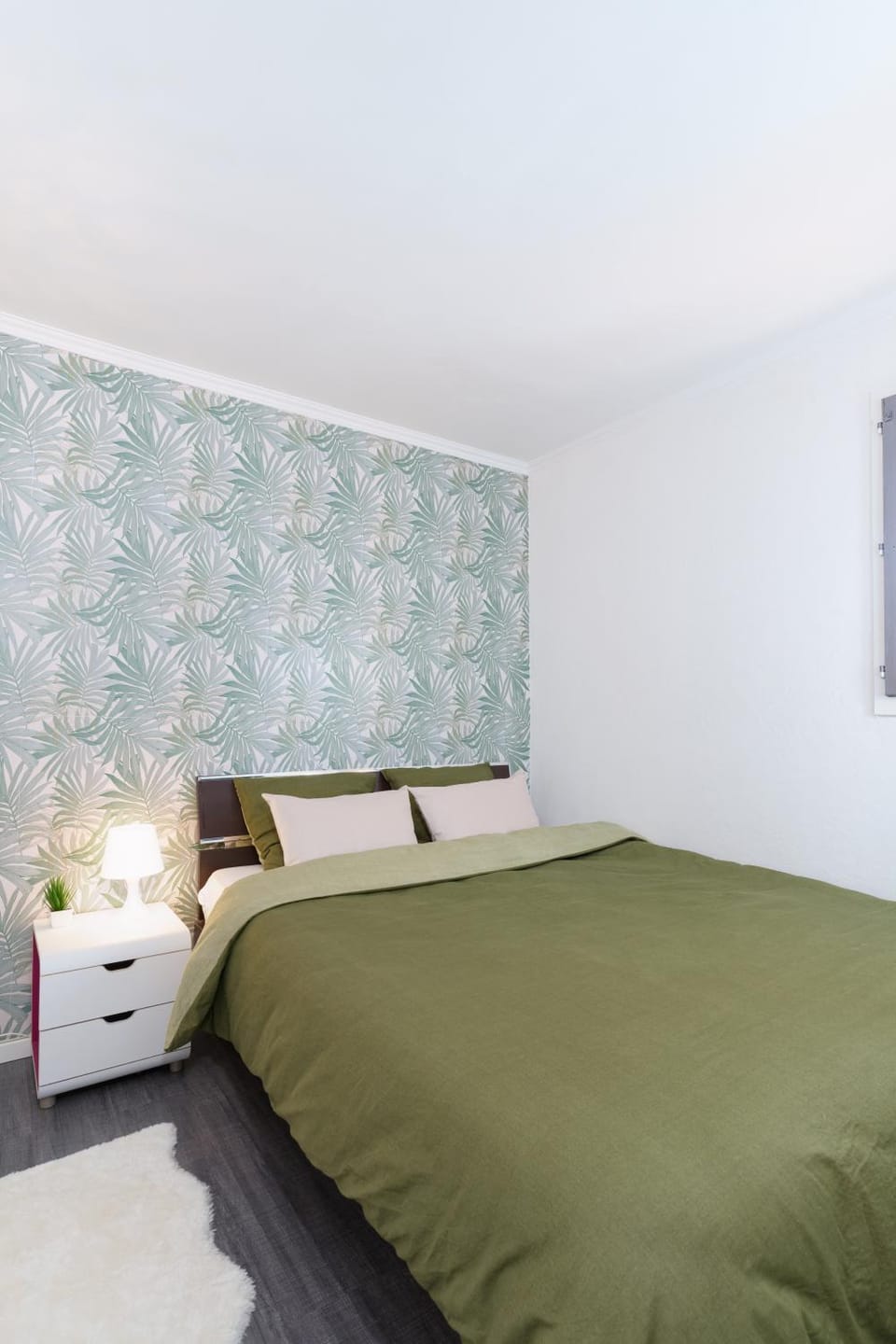 Bed, Night, Photo of the whole room, Bedroom