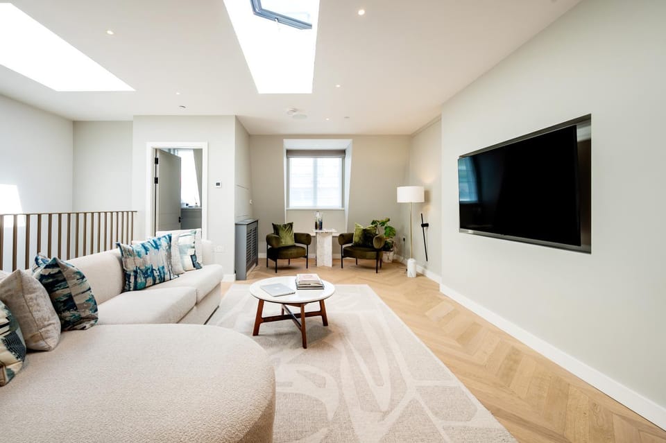 Arcore London Premium Apartments West End Apartment in City of Westminster