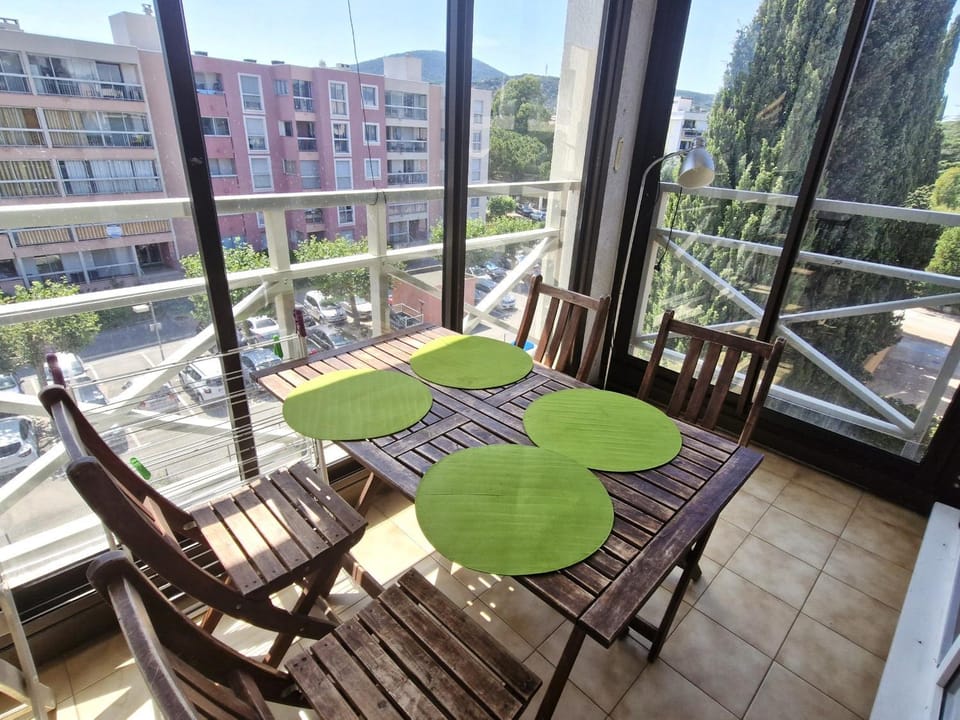 Studio cosy avec balcon et parking, animaux admis, près des plages à Sainte-Maxime - FR-1-780-7 Apartment in Sainte-Maxime