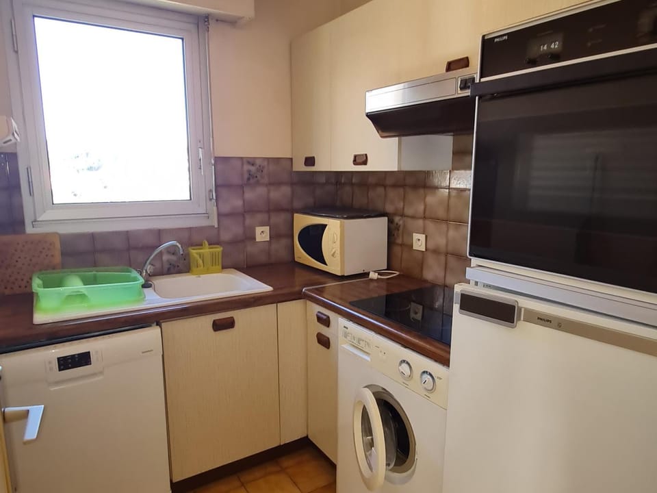 Appartement 2 pièces, balcon, parking, animaux acceptés, Sainte-Maxime - FR-1-780-46 Apartment in Sainte-Maxime