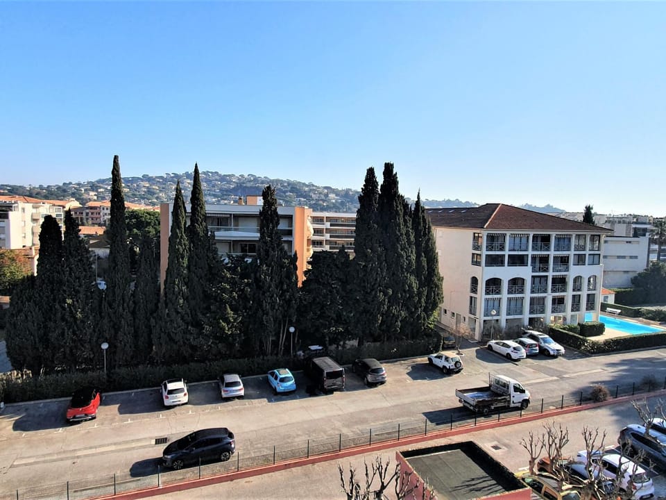 Studio à Sainte-Maxime avec parking, balcon, animaux admis - FR-1-780-37 Apartment in Sainte-Maxime