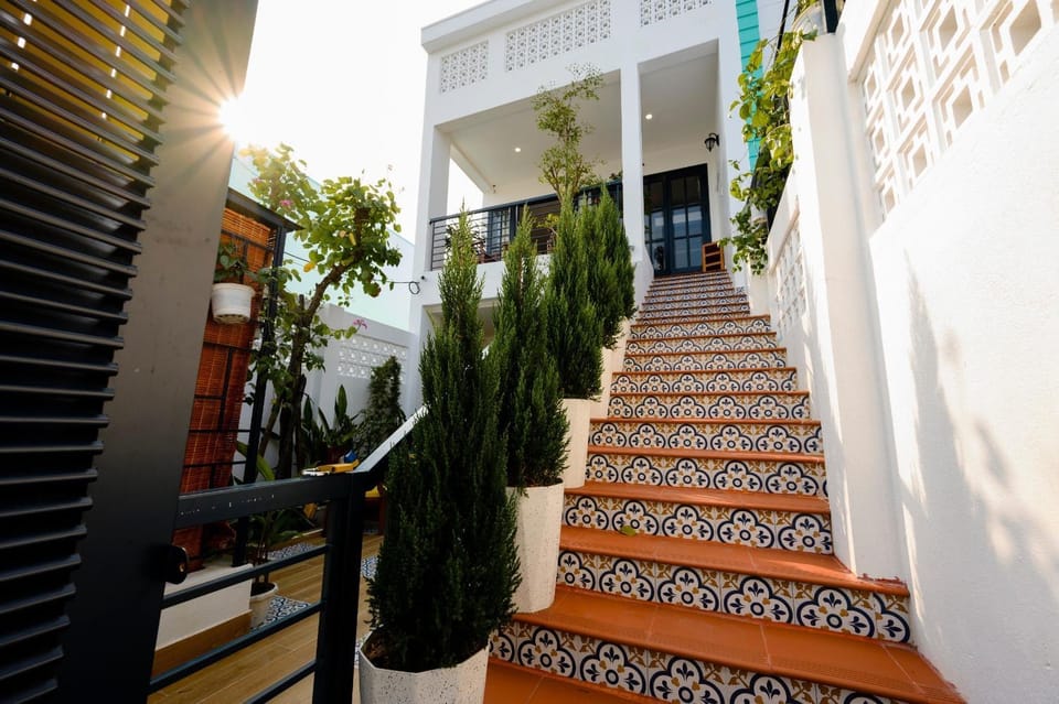 Property building, Day