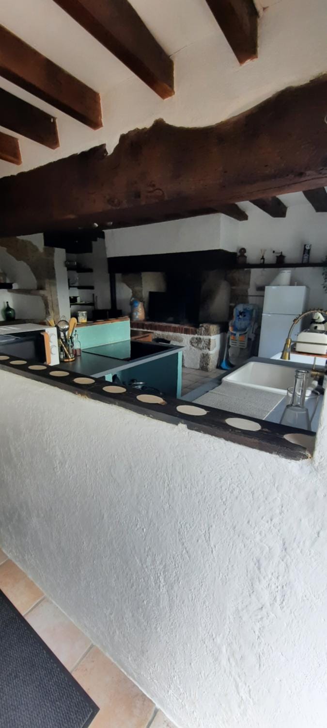 La petite maison de Chavroches - proche du Pal House in Auvergne-Rhône-Alpes