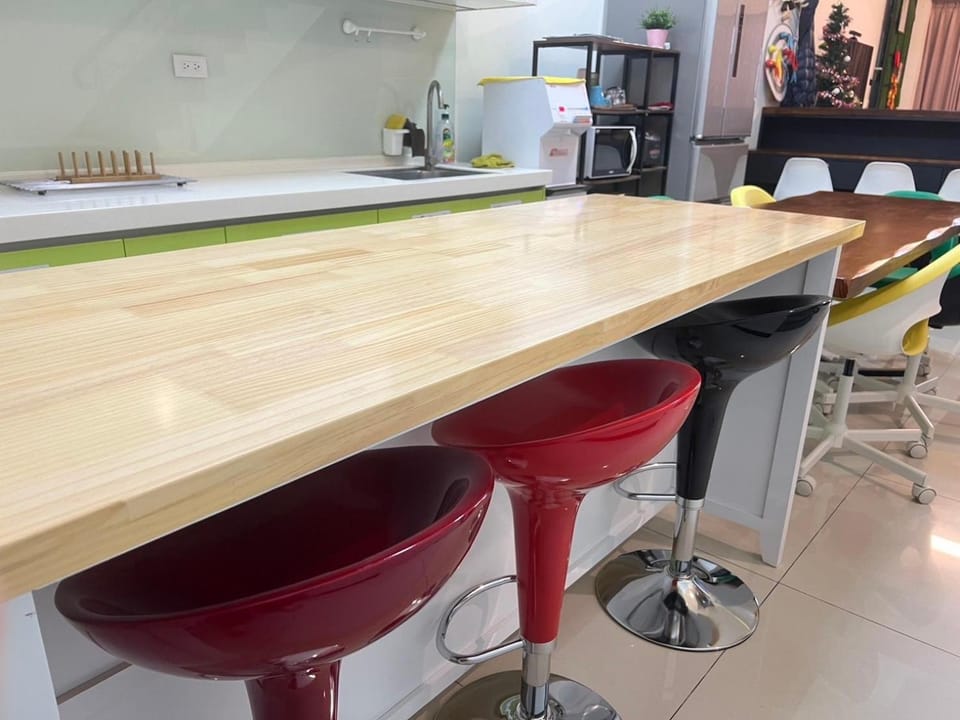 Kitchen or kitchenette, Kitchen or kitchenette