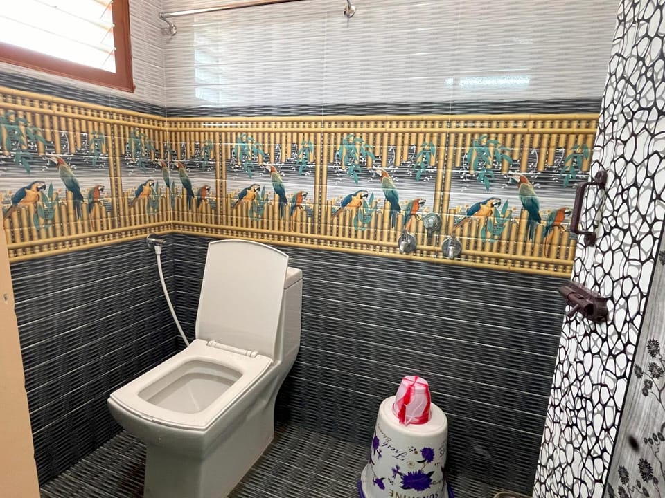 Toilet, Bathroom