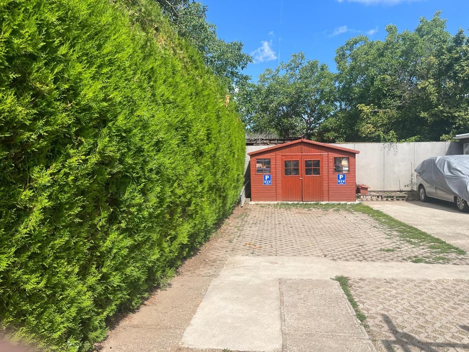 Garden villa Free parking and air conditioning Villa in Budapest
