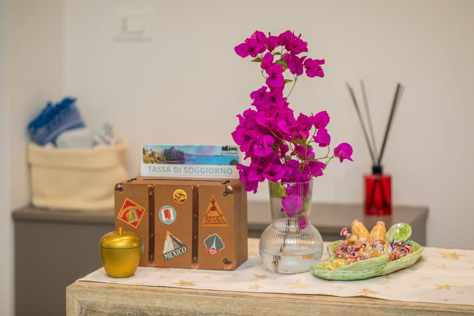 La Vecchia Stazione Aci Castello Bed and Breakfast in Sicily