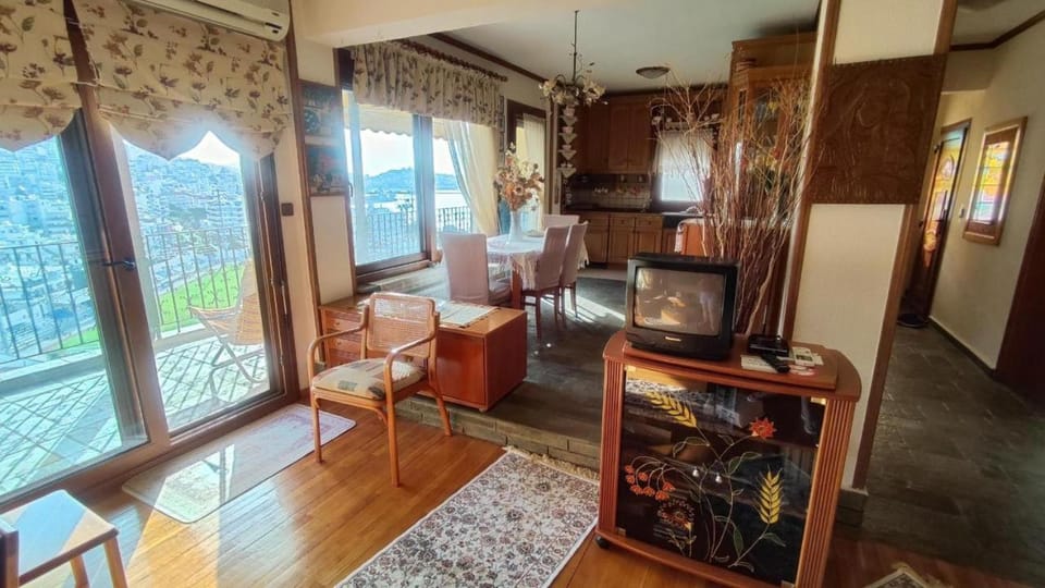 Poly's House Apartment in Kavala