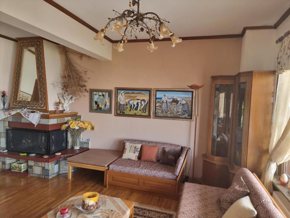 Poly's House Apartment in Kavala