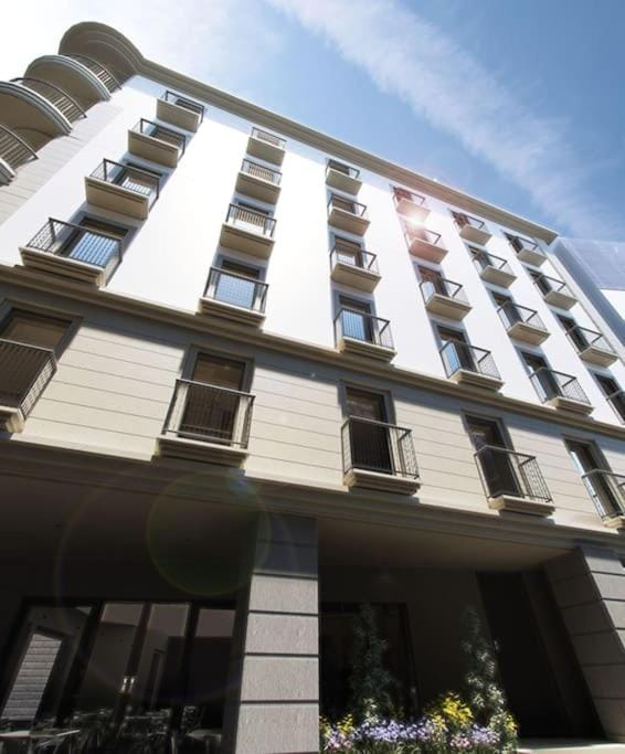 Property building, Day