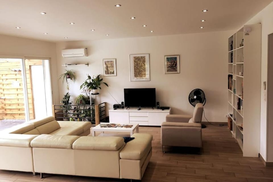 A l'ombre du Saule. Villa 10 personnes + piscine Villa in Provence-Alpes-Côte d'Azur