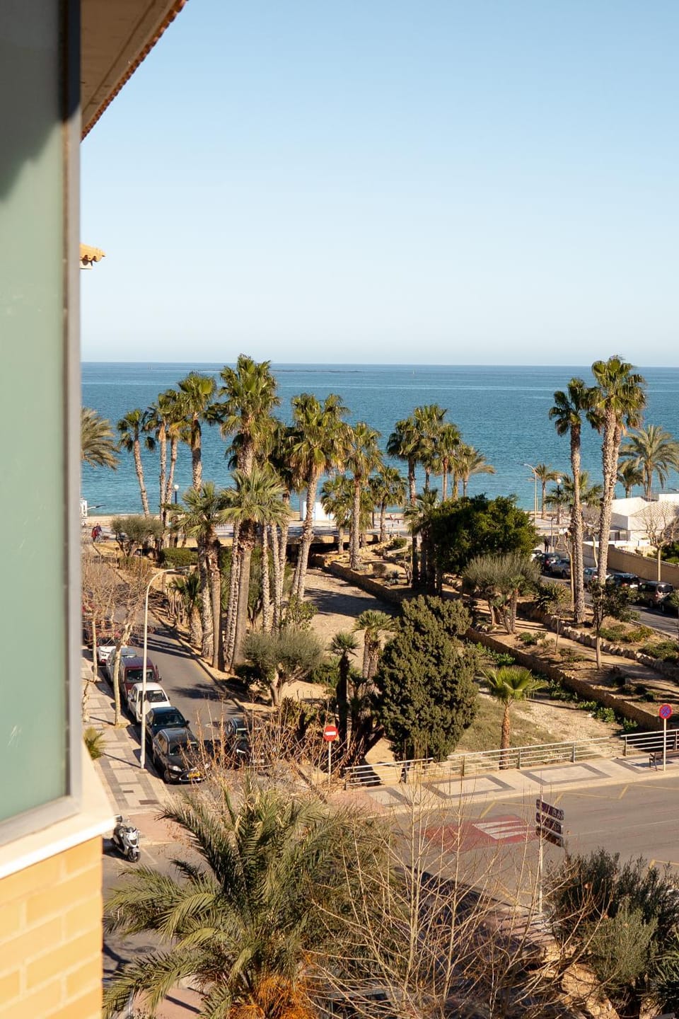 Sea view, Street view