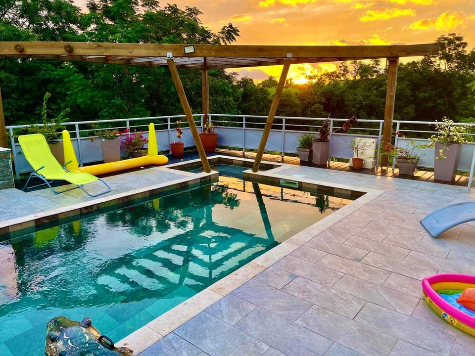 La villa le Paradis Pei piscine chauffée Villa in Réunion