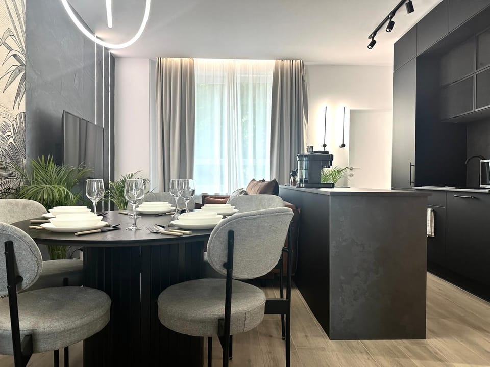 SZEWSKA Apartment ~ 200m Main Square ~ Self Check-In 20h Apartment in Wroclaw