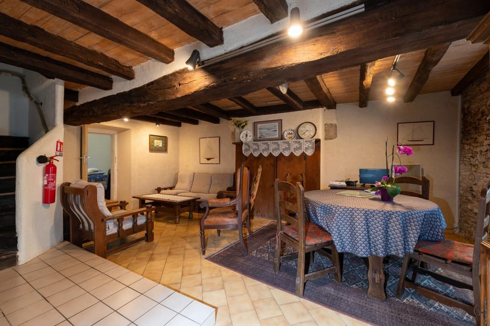 Property building, Living room