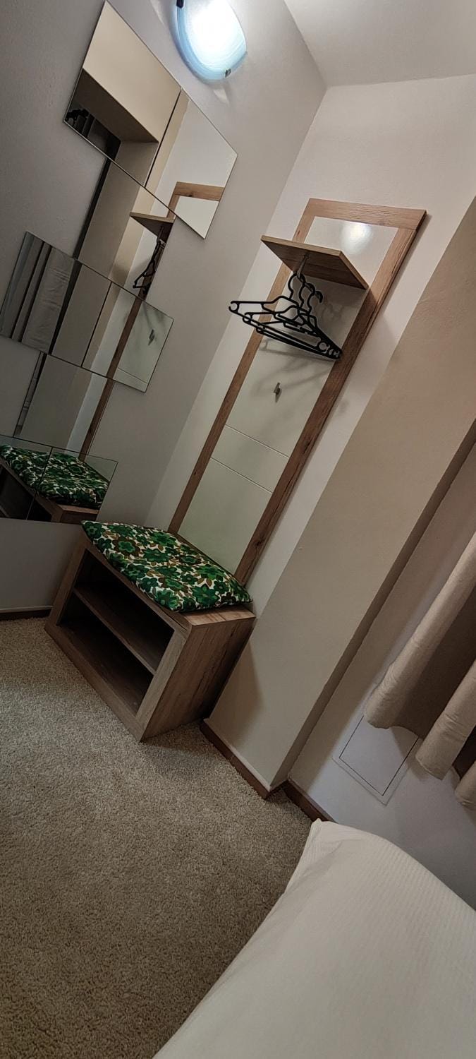 Bedroom, wardrobe
