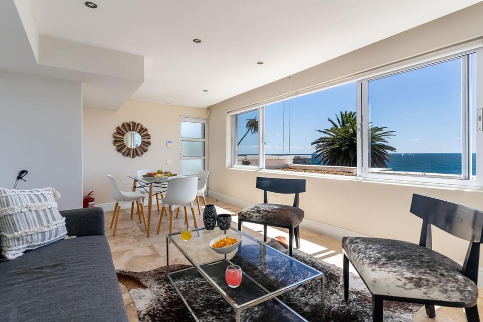 Sunset Cove - Apt with spectacular sea views Apartment in Cape Town