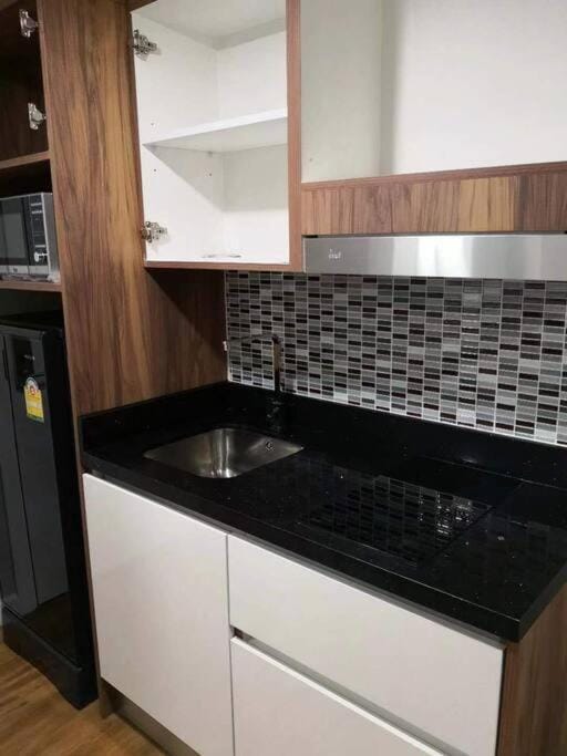 安静的小公寓 Apartment in Pattaya City