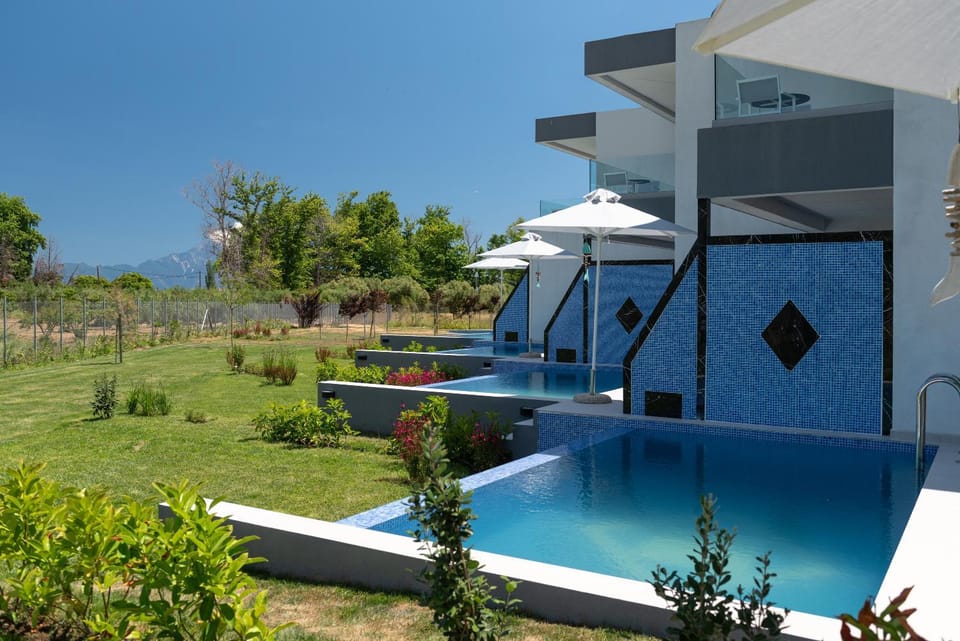 ELYSIUM VILLAS Quartet Villa in Halkidiki